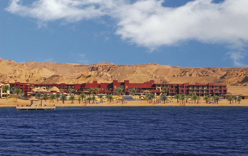 Movenpick Resort Talabay Aqaba Exterior photo